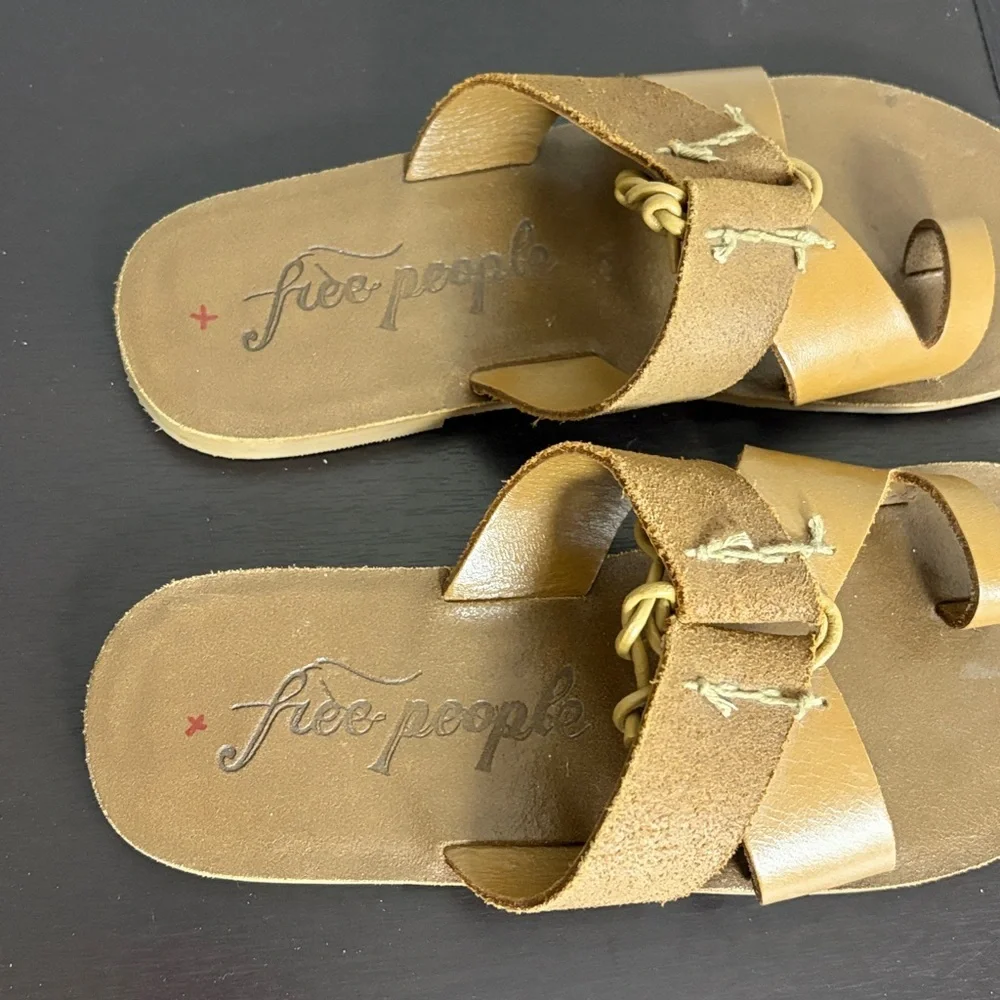 Free People Sophie slip on leather sandals brown toe loop tie detail Sz 37